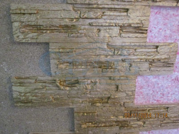 Комбинируем жидкие обои с декоративным камнем Комбинируем жидкие обои с декоративным камнем